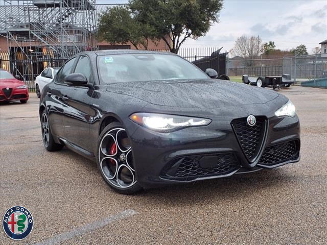 2025 Alfa Romeo Giulia 