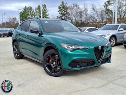2025 Alfa Romeo Stelvio Sprint