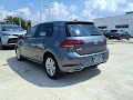 2018 Volkswagen Golf SE