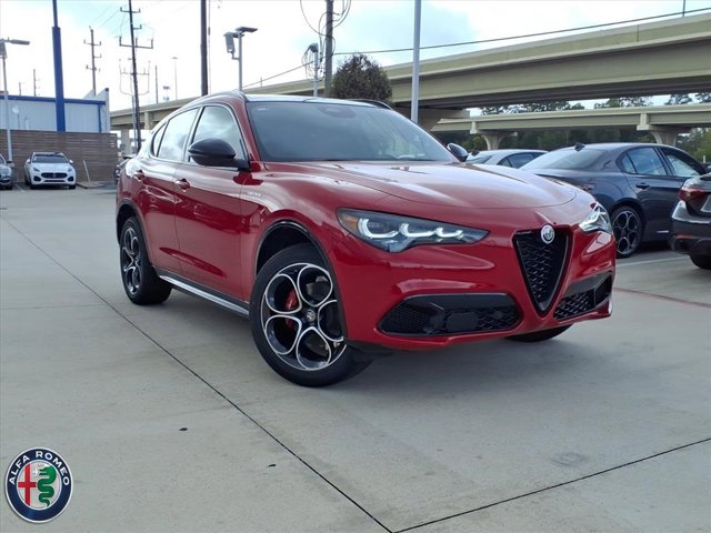 2025 Alfa Romeo Stelvio Veloce